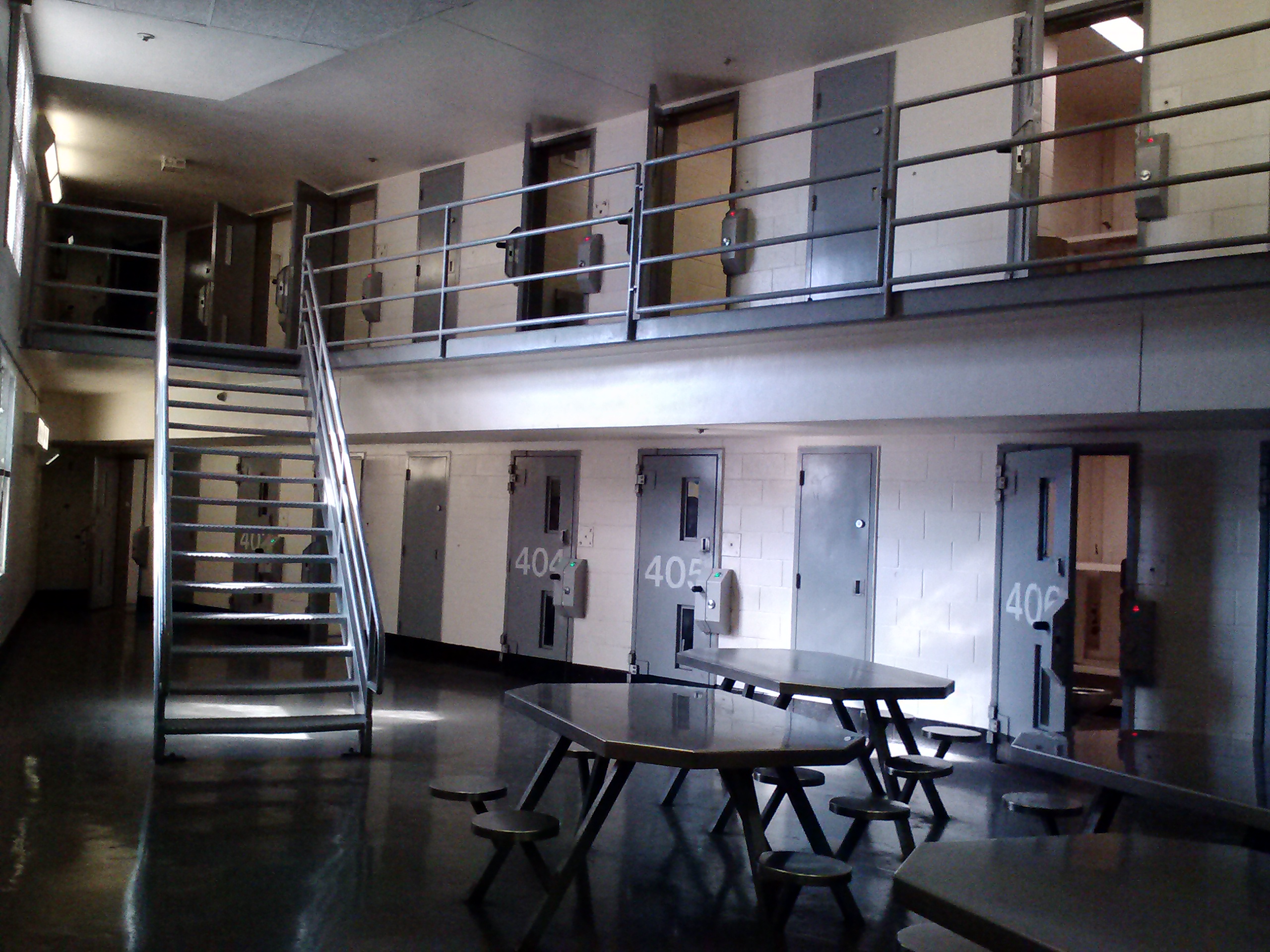 Fulton County Jail Begins Installing Multi Million Dollar Lock System 