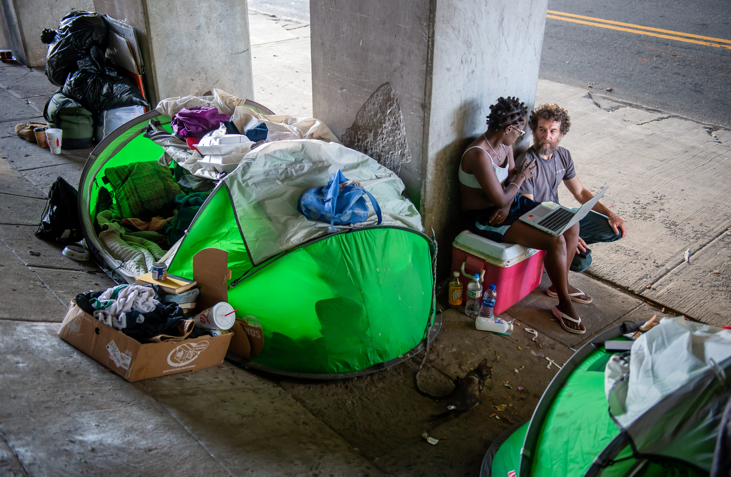 Atlanta Report Finds Hundreds Sleep Outside As Shelter Beds Sit Empty Wabe