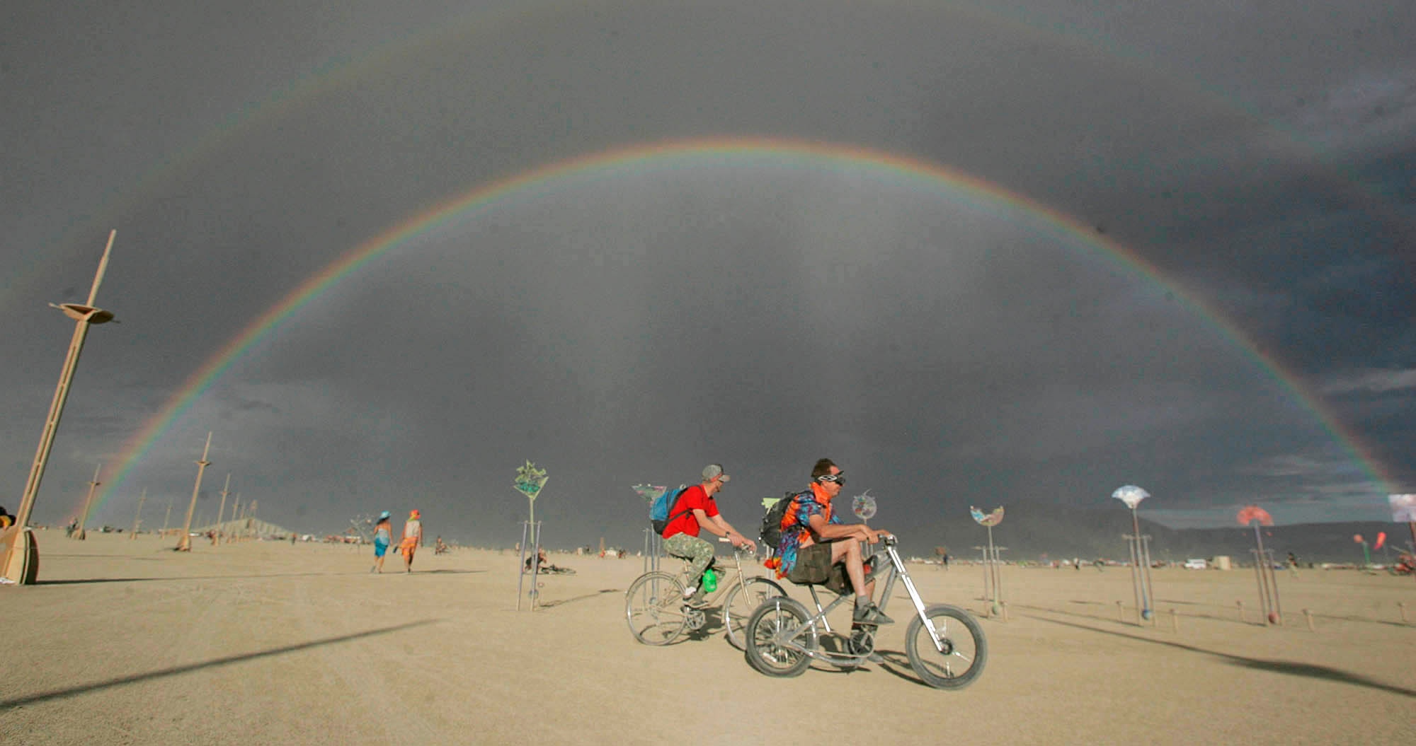 Wait times to exit Burning Man drop after flooding left tens of thousands  stranded in Nevada desert