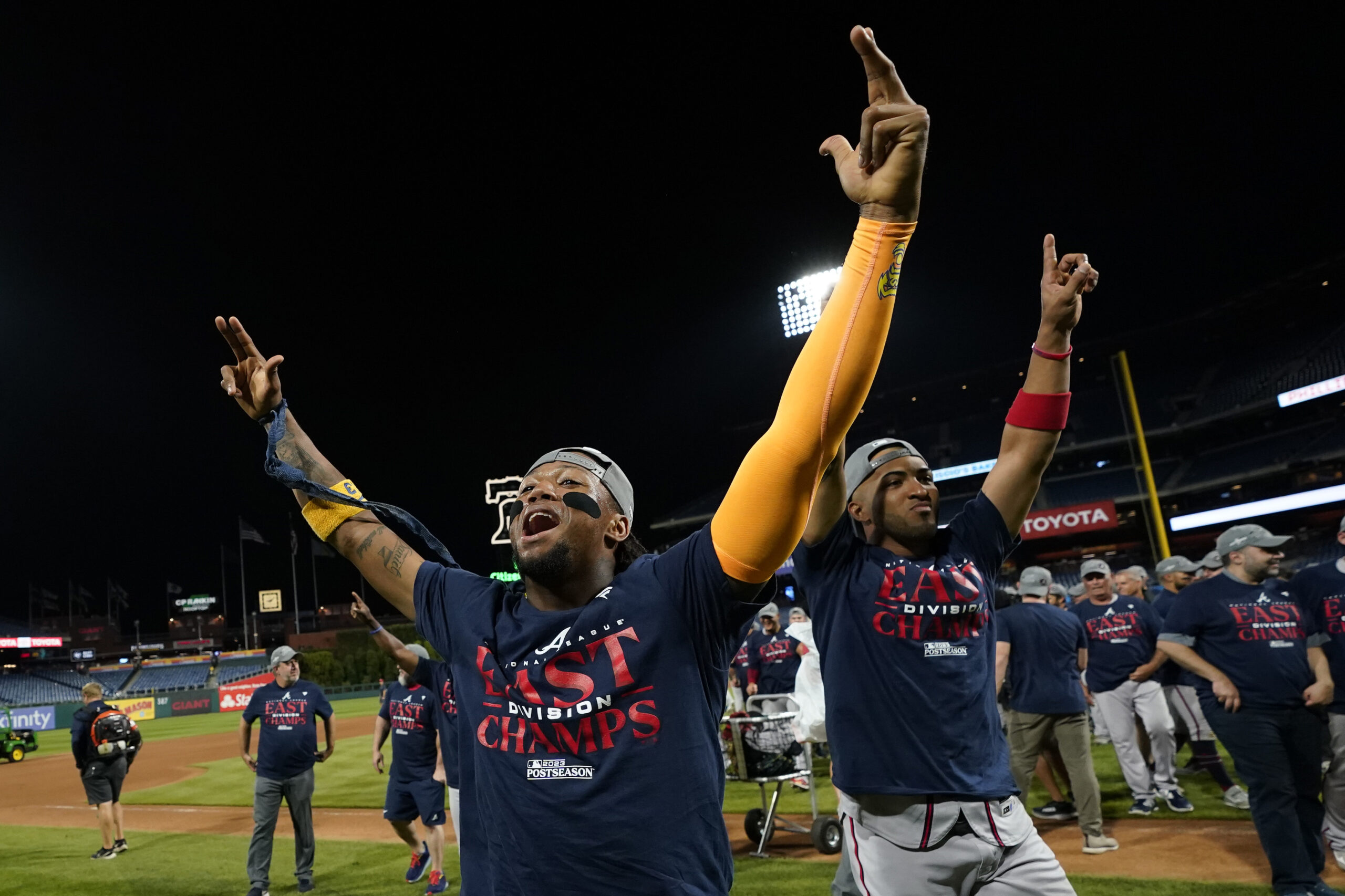 Braves clinch sixth-straight NL East title