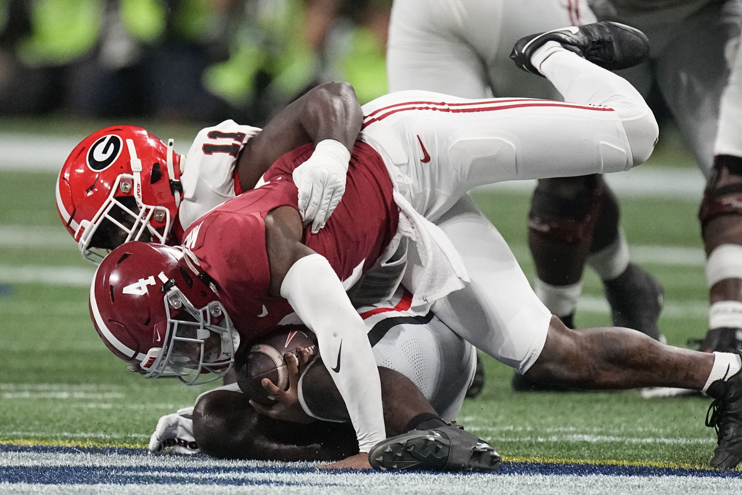 Alabama knocks off No. 1 Georgia to win SEC championship game