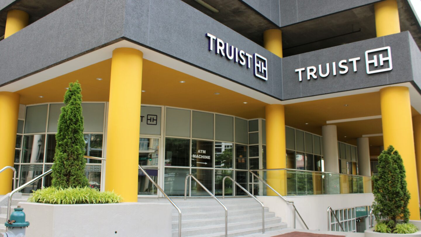 Truist Bank is closing some Georgia locations soon – WABE