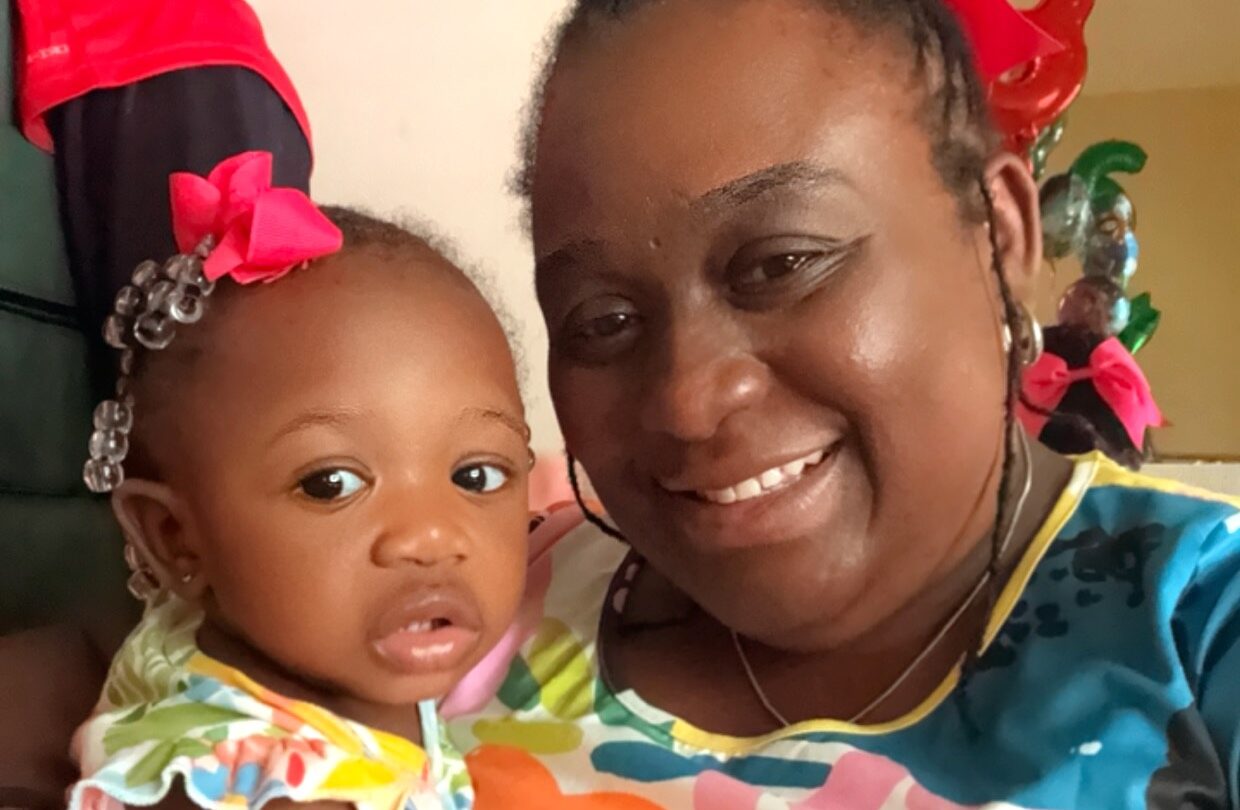 Jaqwendolyn Gaynor with her daughter Giavanna. Gaynor survived multiple pregnancy complications, with the assistance of a wearable remote patient monitoring device. (Courtesy Gaynor)