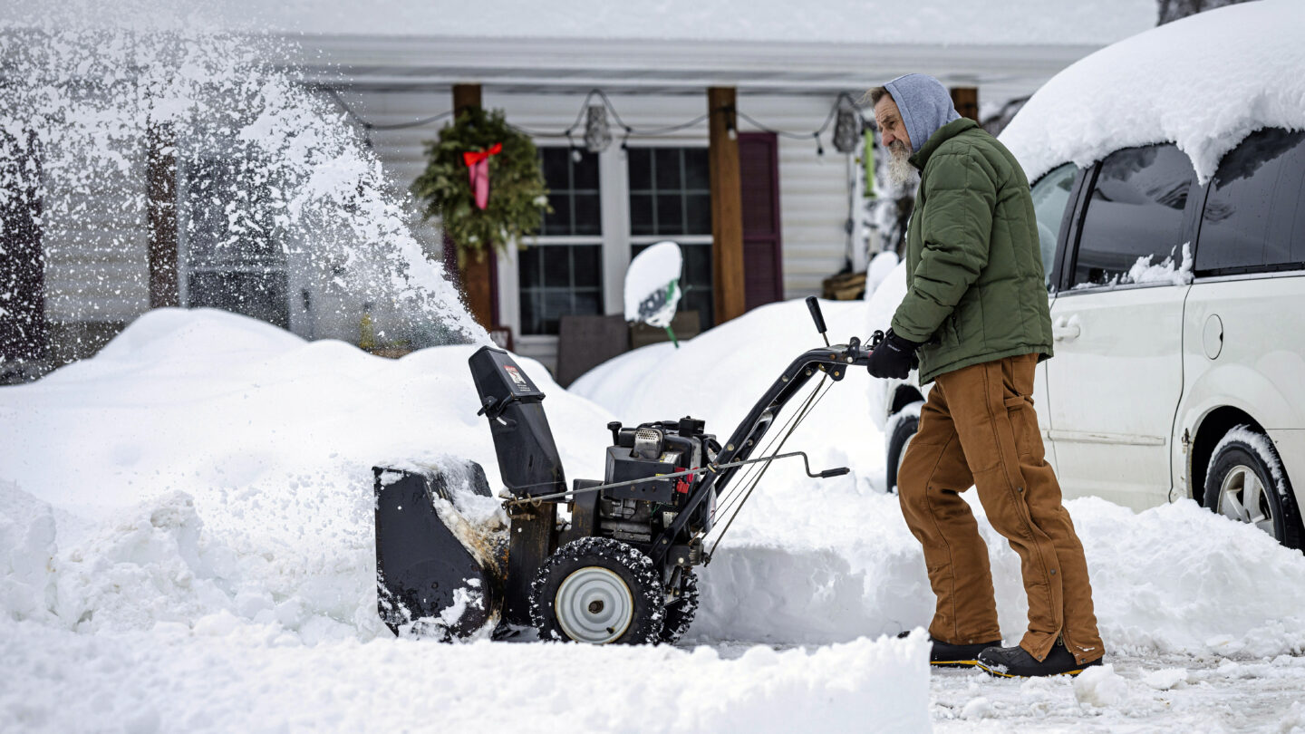 A severe arctic storm could threaten holiday travel across the U.S. – WABE